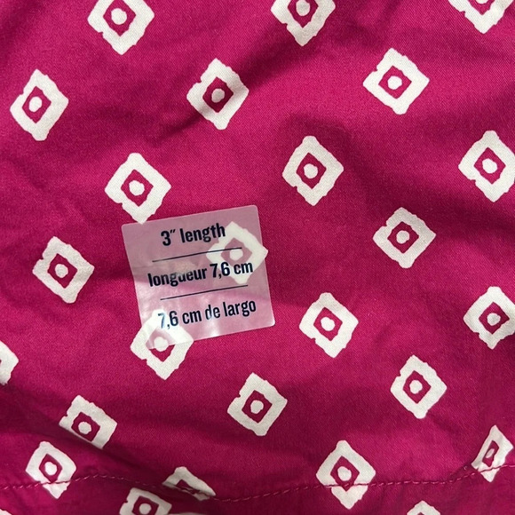 Old navy new with tags shorts - Picture 2 of 3